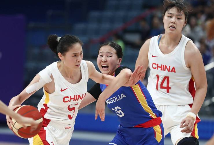 cctv-5+现场直播中国女篮比赛