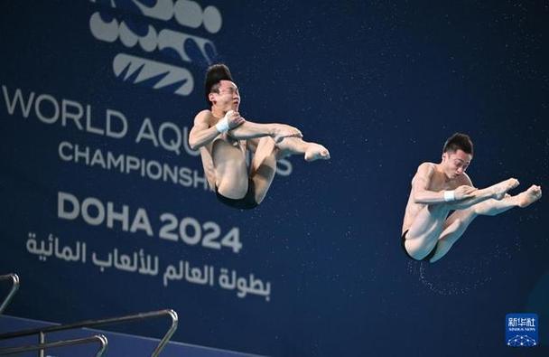 直播:跳水男子双人10米台决赛的相关图片
